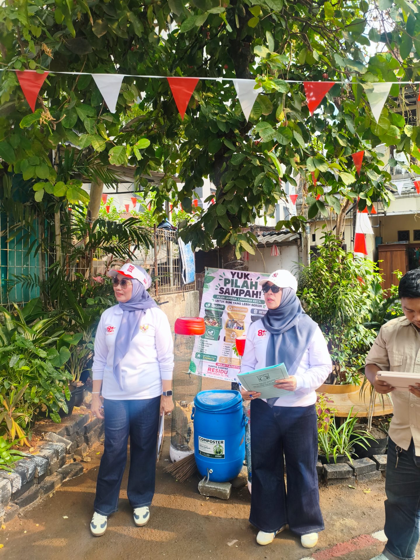 Lomba penataan Lingkungan antar RT di RW 04, Kel Kuningan Timur — foto 3